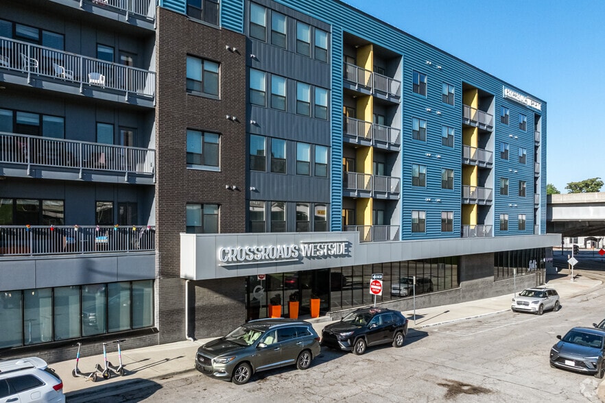 Primary Photo Of 601 Avenida Cesar E Chavez, Kansas City Apartments For Lease