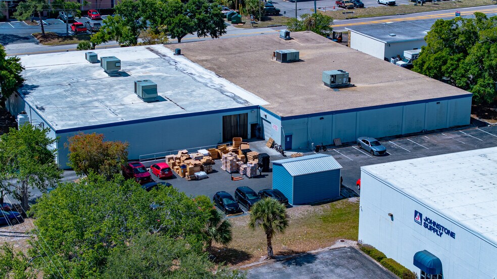 More Photos Of 4705 110th Ave N, Clearwater Warehouse For Sale