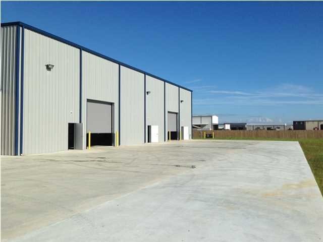 More Photos Of 1034 Wall Rd, Broussard Warehouse For Lease
