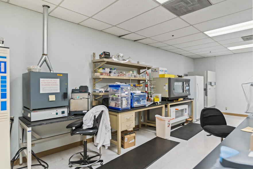 More Photos Of 1252 Quarry Ln, Pleasanton Research And Development For Sale