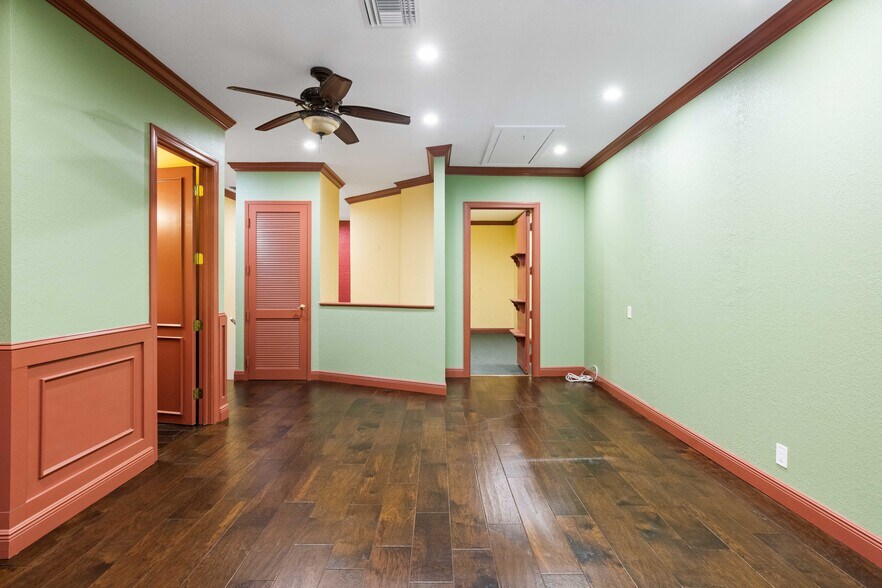 More Photos Of 658 W Indiantown Rd, Jupiter Medical For Sale