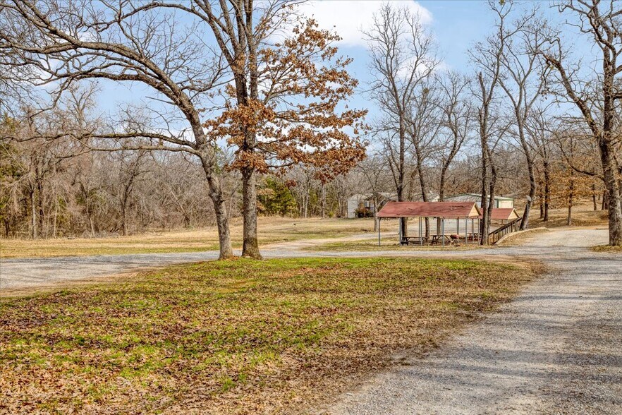 More Photos Of 141 Whippoorwill Dr, Mead Hotel For Sale