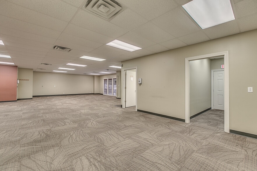 More Photos Of 1001-1045 N Highland Ave, Murfreesboro Medical For Lease