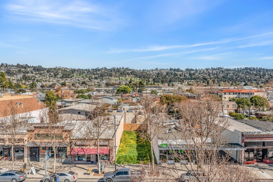 More Photos Of 10046 San Pablo Ave, El Cerrito Land For Sale