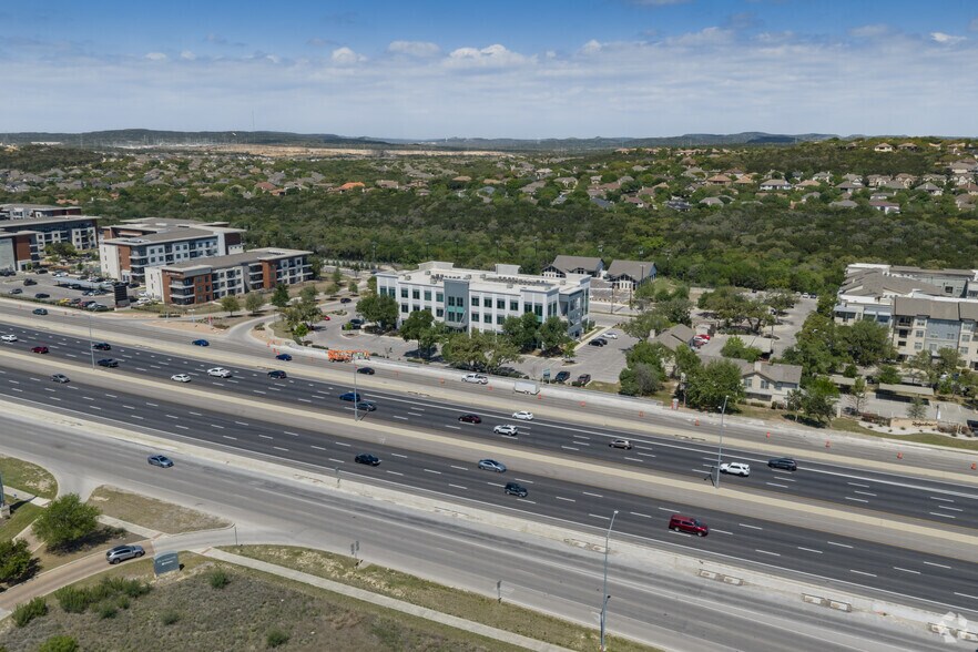 More Photos Of 3239 N Loop 1604, San Antonio Office For Lease