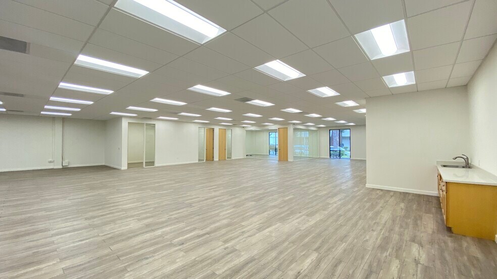 Primary Photo Of 755-757 N Pastoria Ave, Sunnyvale Research And Development For Lease