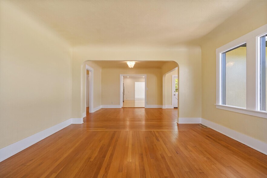 More Photos Of 720-724 Liberty Petaluma CA 94952-1014 rd, Petaluma Land For Sale