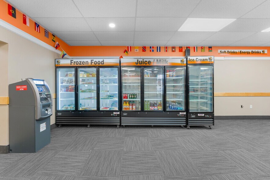 More Photos Of 628 Belmont St, Brockton Freestanding For Sale