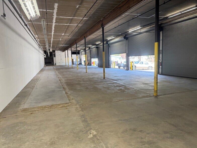 More Photos Of 1746 D St, South Lake Tahoe Warehouse For Lease