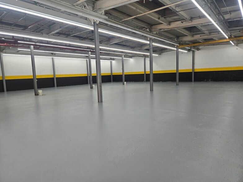More Photos Of 59 Greenwood Ave, Midland Park Warehouse For Lease