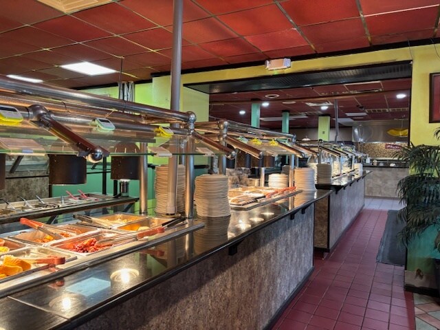 More Photos Of 109 Henderson Dr, Jacksonville Restaurant For Sale