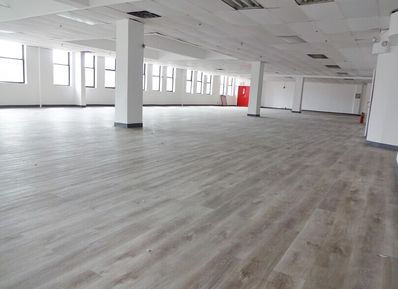 More Photos Of 1877 Webster Ave, Bronx Office For Lease