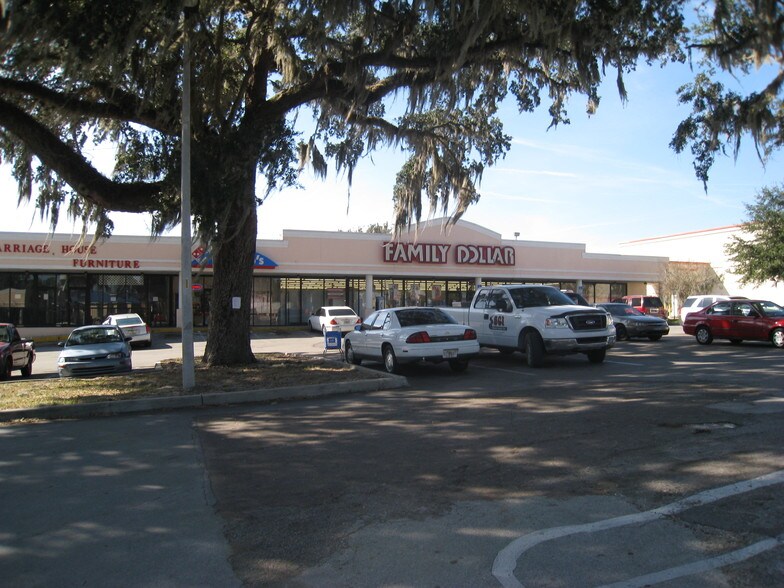 More Photos Of 5810-5840 SE Abshier Blvd, Belleview Storefront For Sale