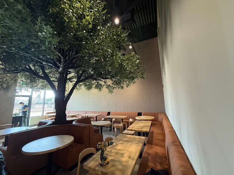 More Photos Of 2130-2136 Kains Rd, London Storefront For Lease