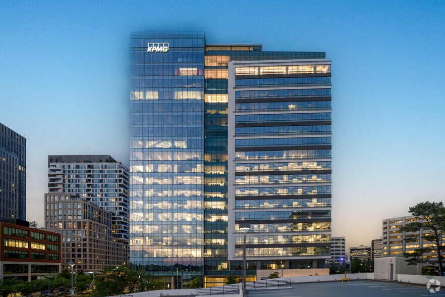 More Photos Of 8350 Broad St, McLean Office For Lease