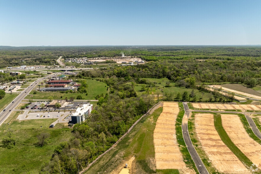 More Photos Of 1540 Bear Creek Pike, Columbia Land For Sale