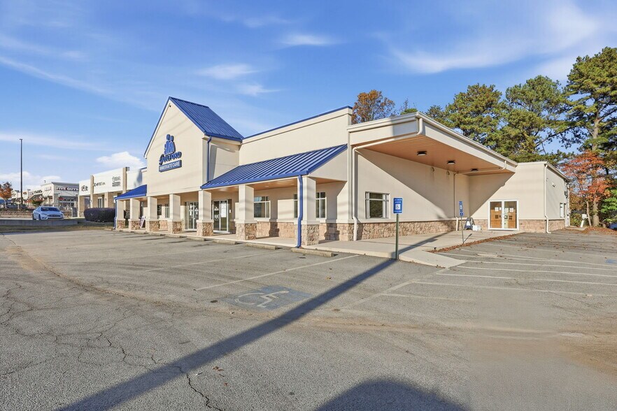 More Photos Of 1080 Dawsonville Hwy, Gainesville Freestanding For Lease