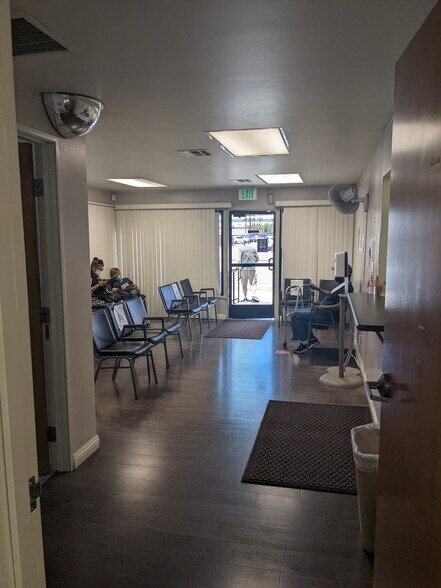 More Photos Of 1711 28th St, Bakersfield Medical For Lease