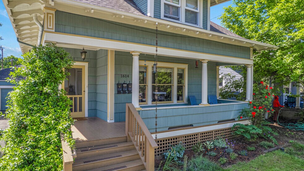 More Photos Of 1614 N Church St, Portland Apartments For Sale