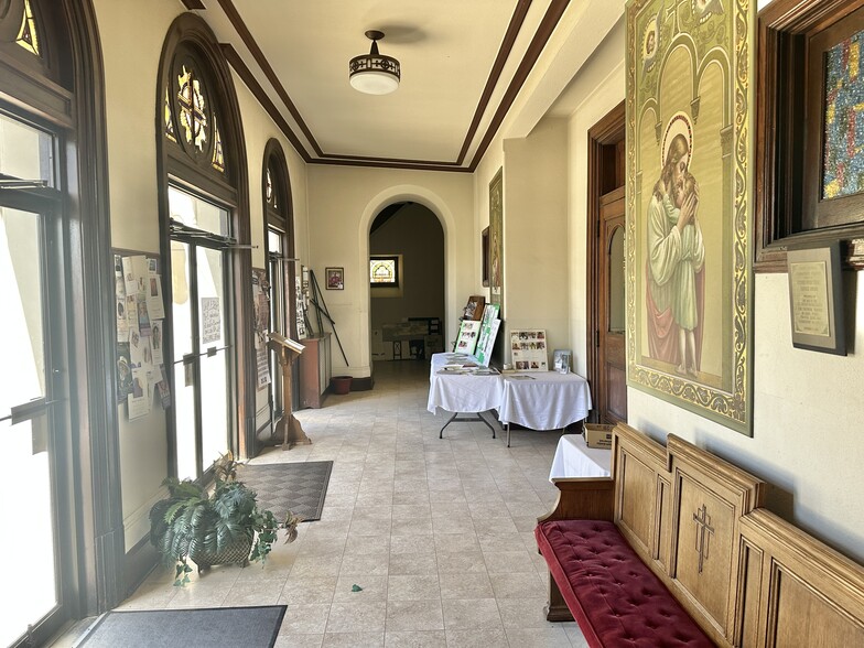 More Photos Of 4103 Old York Rd, Baltimore Specialty For Sale