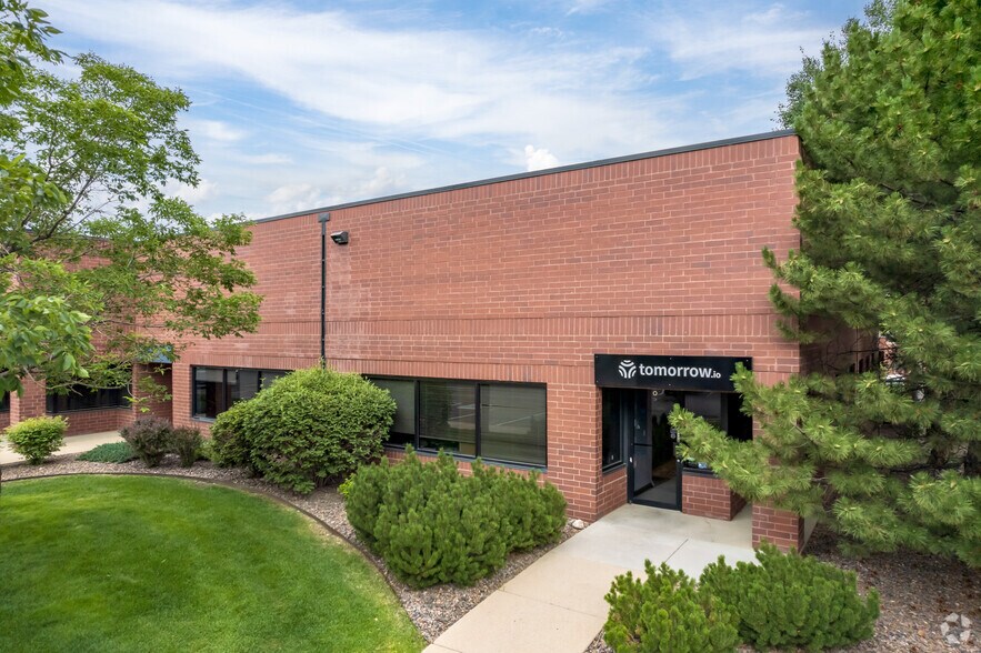 More Photos Of 500 Corporate Cir, Golden Unknown For Lease