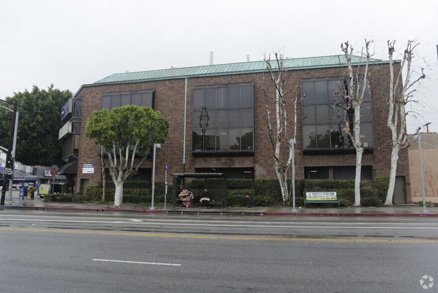 More Photos Of 2990 S Sepulveda Blvd, Los Angeles Medical For Lease