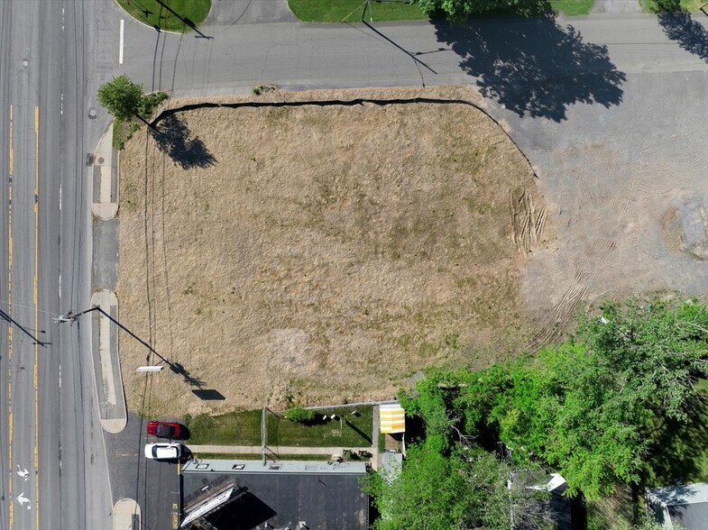 More Photos Of 2011 Central Ave, Albany Land For Sale