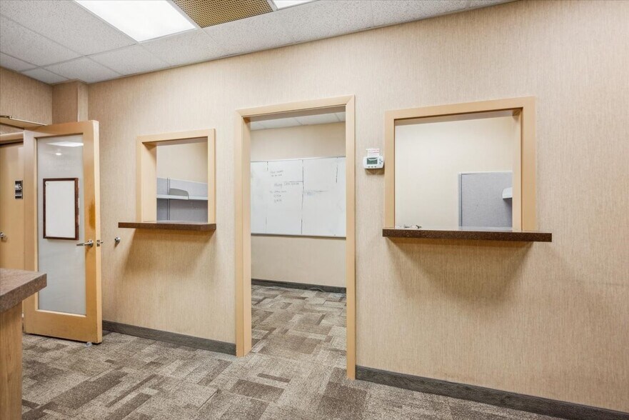 More Photos Of 215 Union Ave, Bridgewater Medical For Sale