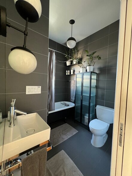 More Photos Of 759-761 Clementina St, San Francisco Loft Creative Space For Sale