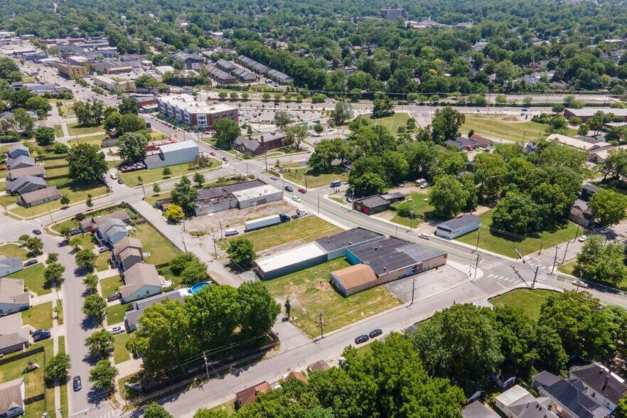 More Photos Of 503 E Third St, Lexington Freestanding For Lease