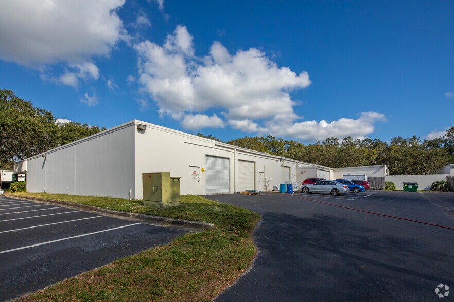 More Photos Of 1202 Tech Blvd, Tampa Light Manufacturing For Lease