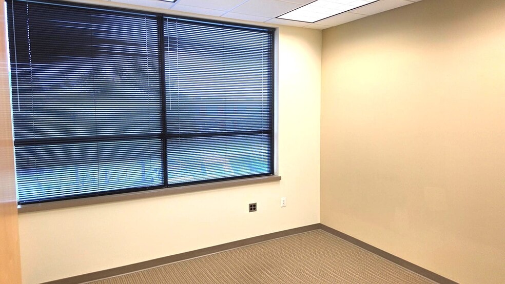 More Photos Of 43676 Trade Center Pl, Sterling Light Manufacturing For Sale