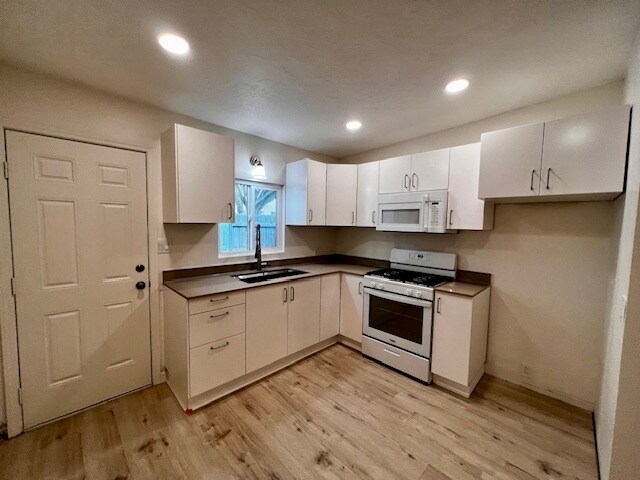 More Photos Of 718-722 N Freeman St, Oceanside Apartments For Sale