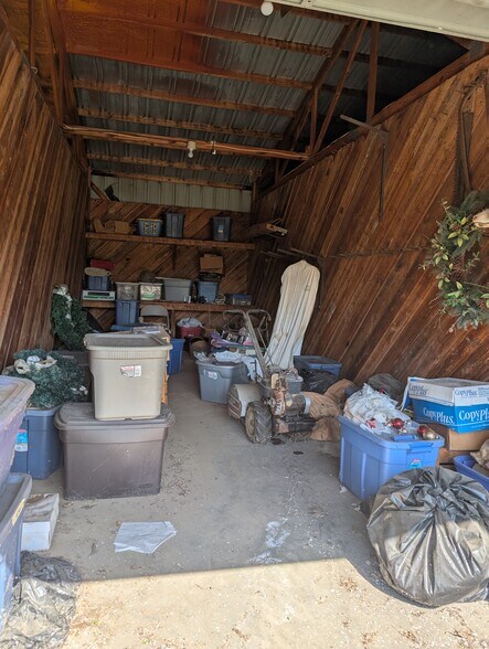 More Photos Of 707 Jewell Rd, Wilmore Warehouse For Sale