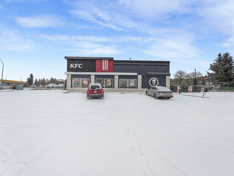 More Photos Of 51 Kaska Rd, Sherwood Park Fast Food For Sale