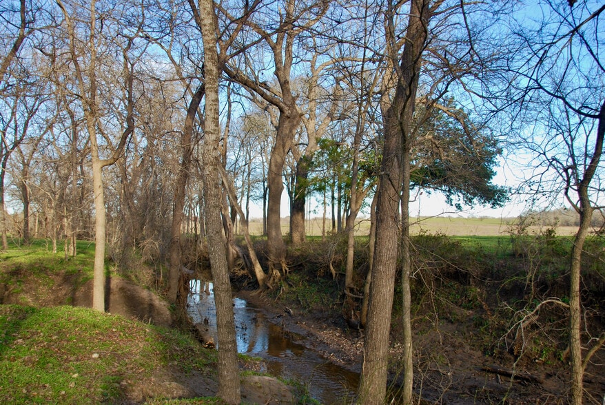 More Photos Of 900 Old Lytton Springs Rd, Lockhart Land For Sale
