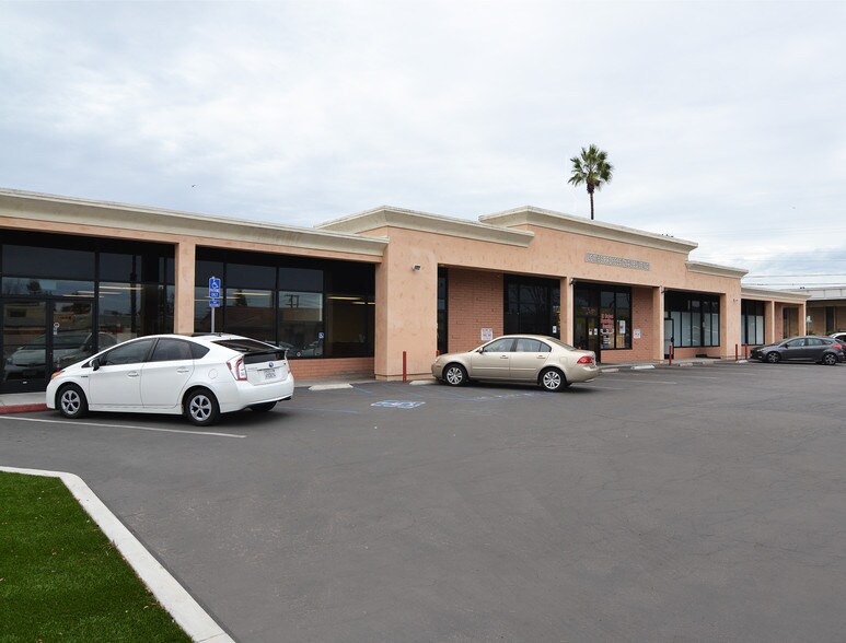 More Photos Of 321-329 Van Houten Ave, El Cajon Storefront For Lease