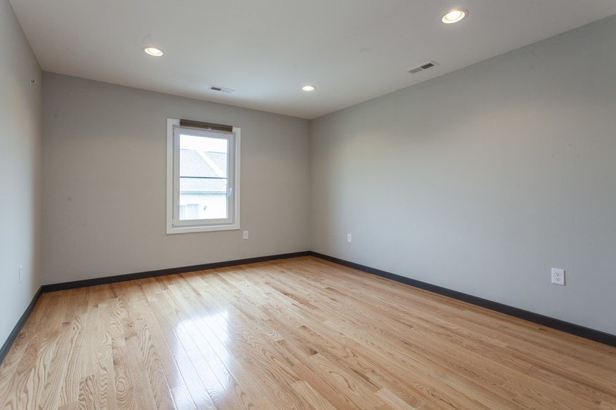 More Photos Of 2541 Montrose St, Philadelphia Apartments For Sale