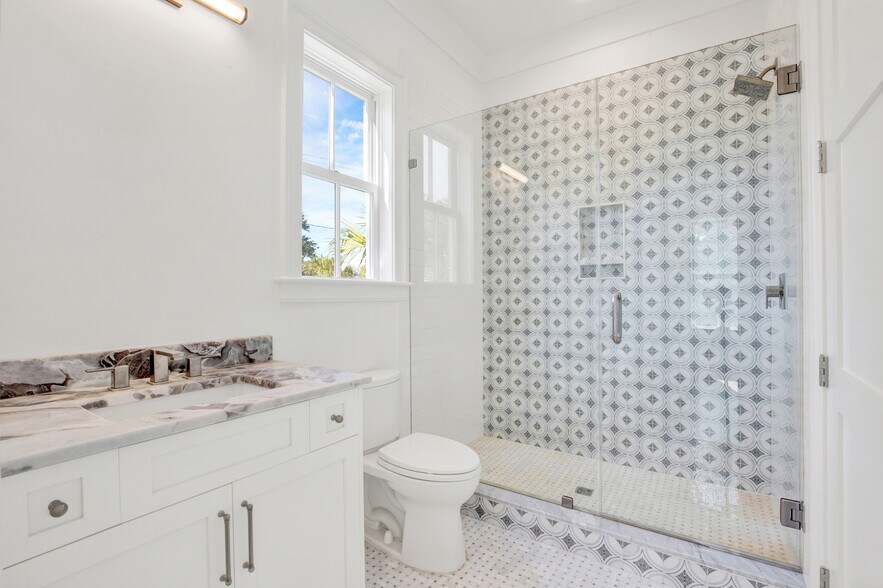 More Photos Of 104 17th st, Tybee Island Apartments For Sale