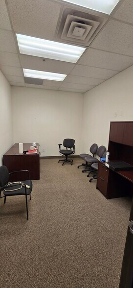 More Photos Of 3770 Puritan Way, Frederick Flex For Lease