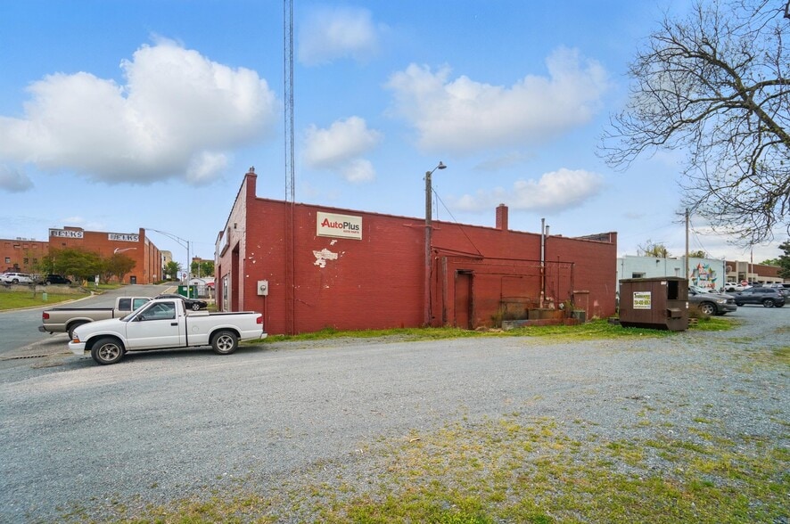 More Photos Of 315 W Morgan St, Monroe Auto Repair For Sale