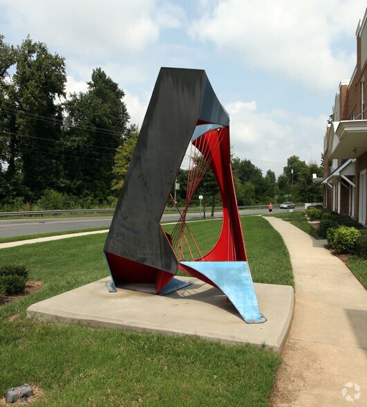 More Photos Of 3440-3452 N Davidson St, Charlotte Storefront Retail Residential For Sale