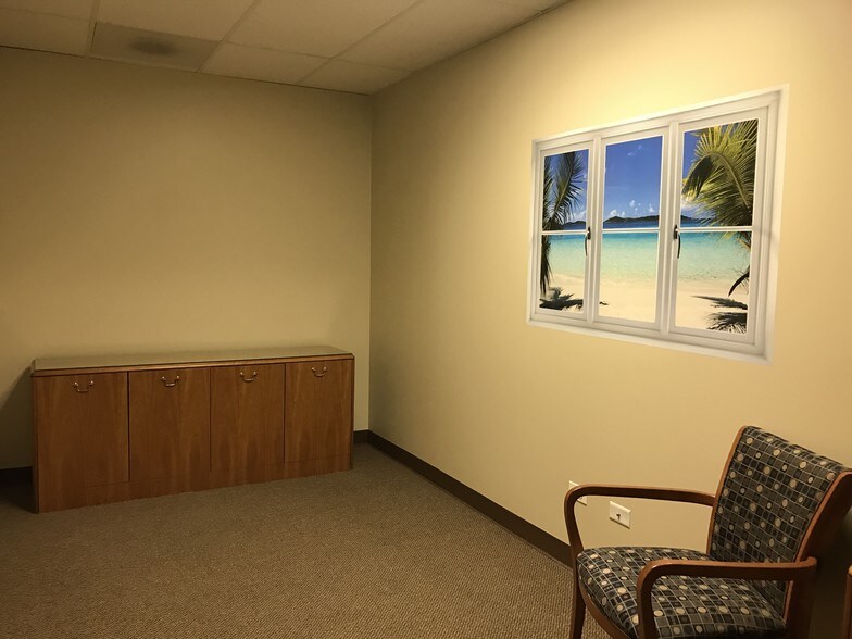 More Photos Of 5455 W Grand Ave, Gurnee Office For Lease