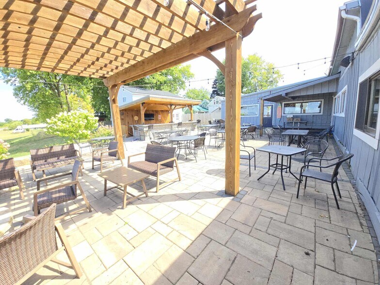 More Photos Of 1702 Ford St, Ogdensburg Specialty For Sale