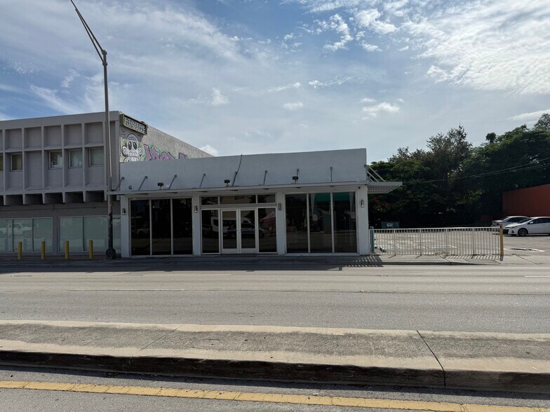 More Photos Of 69 NW 27th Ave, Miami Storefront Retail Office For Sale
