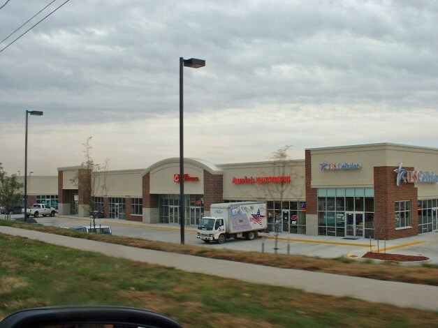 More Photos Of 1805 SE Delaware Ave, Ankeny General Retail For Lease
