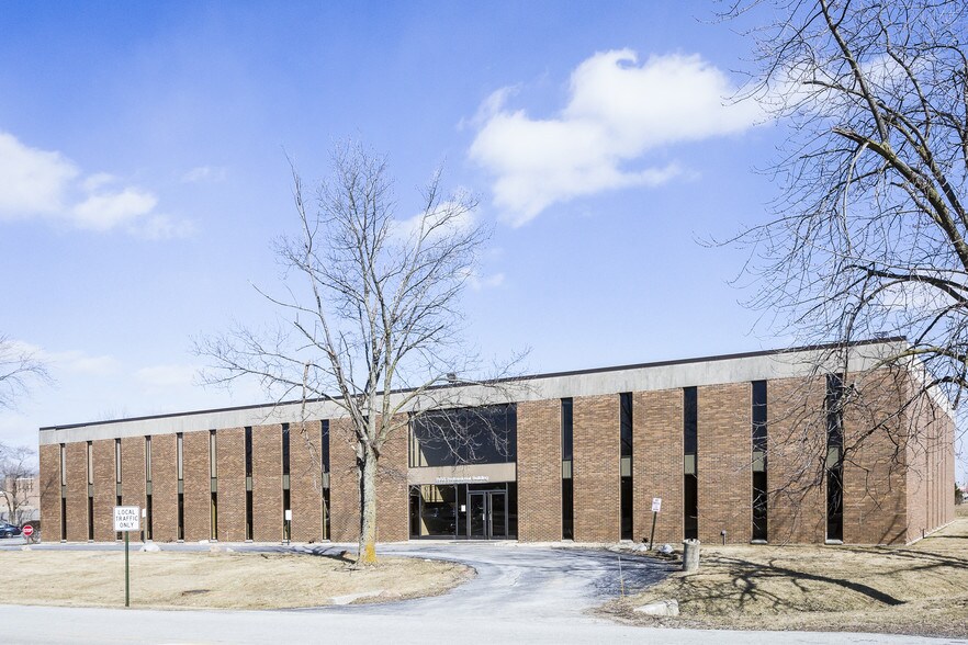 More Photos Of 2555 Lincoln Hwy, Olympia Fields Medical For Lease