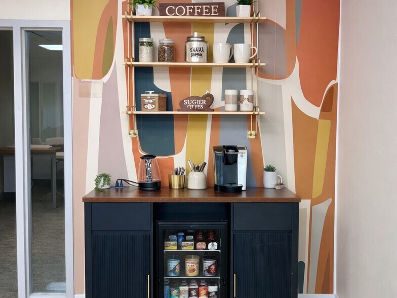 More Photos Of 6711 Monroe St, Sylvania Coworking Space