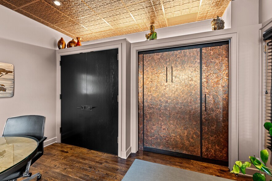 More Photos Of 730 17th St, Denver Office For Sale