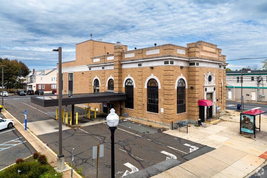 More Photos Of 891 Brunswick Ave, Trenton General Retail For Sale